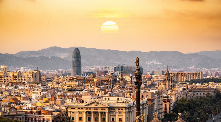 Qué ver en Barcelona: 10 lugares imprescindibles y secretos