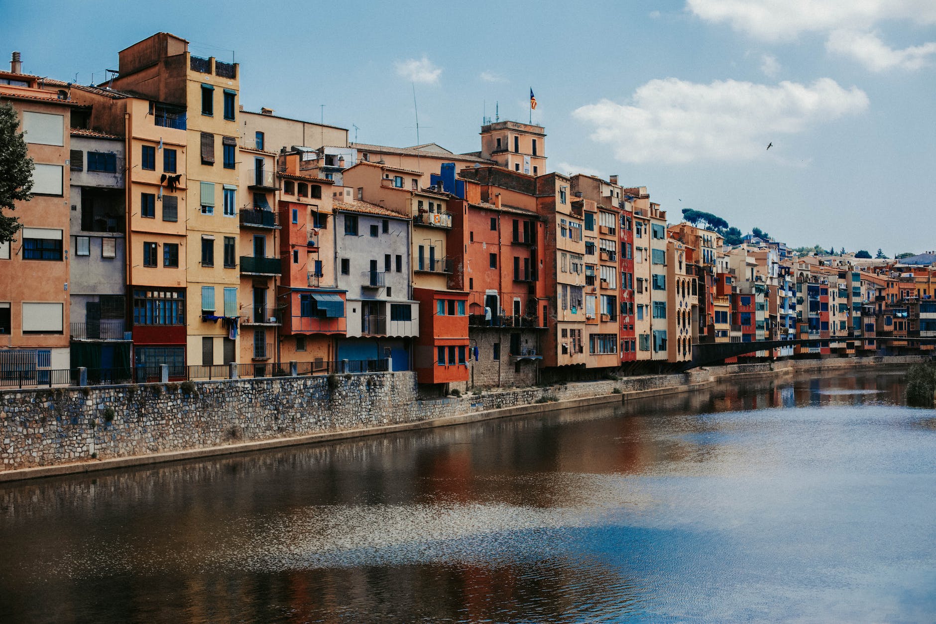 El canal principal en Girona